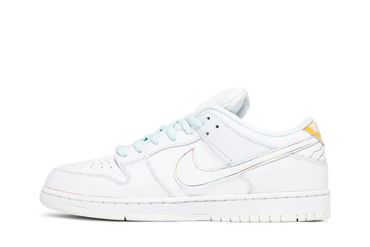 Кроссовки Nike Dunk Low SB 'Be True'