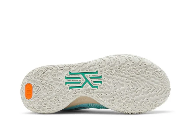 Кроссовки Nike Kyrie 7 EP 'Copa'