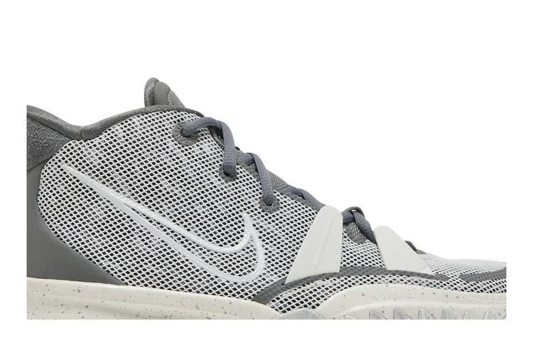 Кроссовки Nike Kyrie 7 SE GS 'Chip'