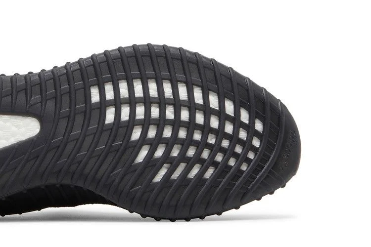 Кроссовки adidas Yeezy Boost 350 V2 'Onyx'