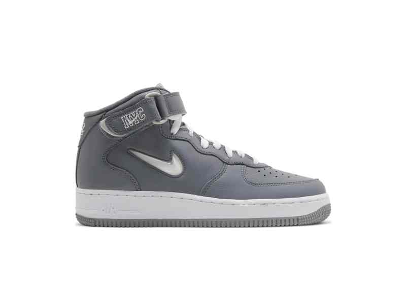 Nike air force 1 mid 06 white best sale