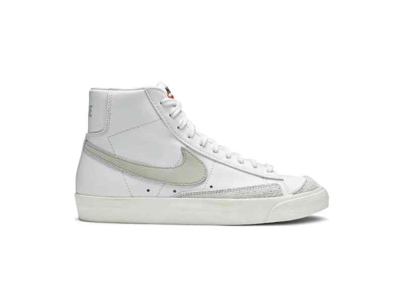 nike-blazer-mid-77-light-bone