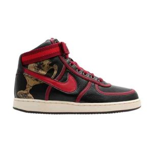 Темная зола, Varsity Red-Team Red