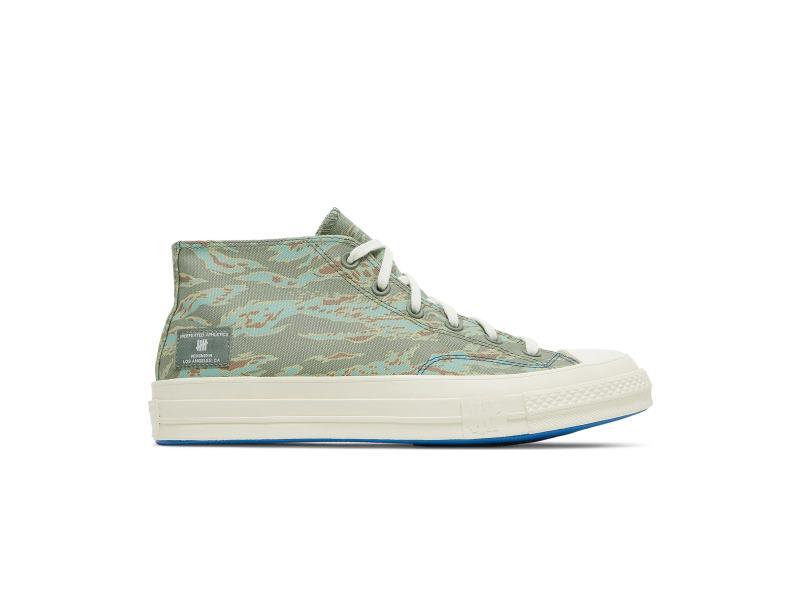 undefeated-x-converse-half-chuck-70-mid-tiger-camo-print