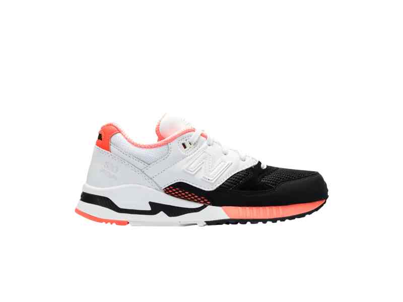 wmns-new-balance-530-black-white-dragonfly