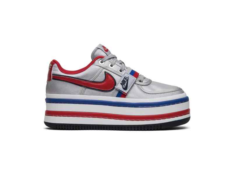 wmns-nike-vandal-2k-metallic-silver