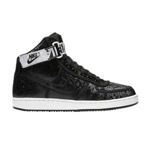 Black/Summit White