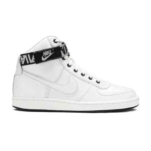 Summit White/Black