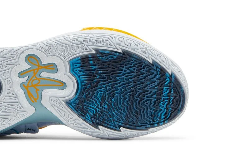 Кроссовки Nike Kyrie Infinity 'Future Past'