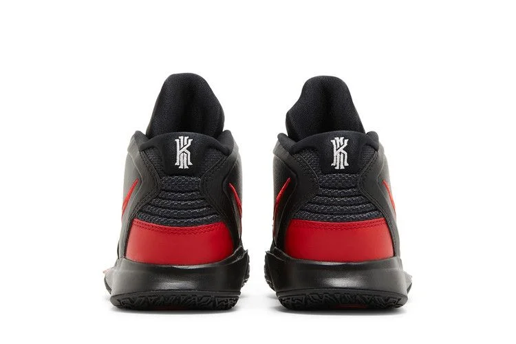 Кроссовки Nike Kyrie Infinity GS 'Bred'
