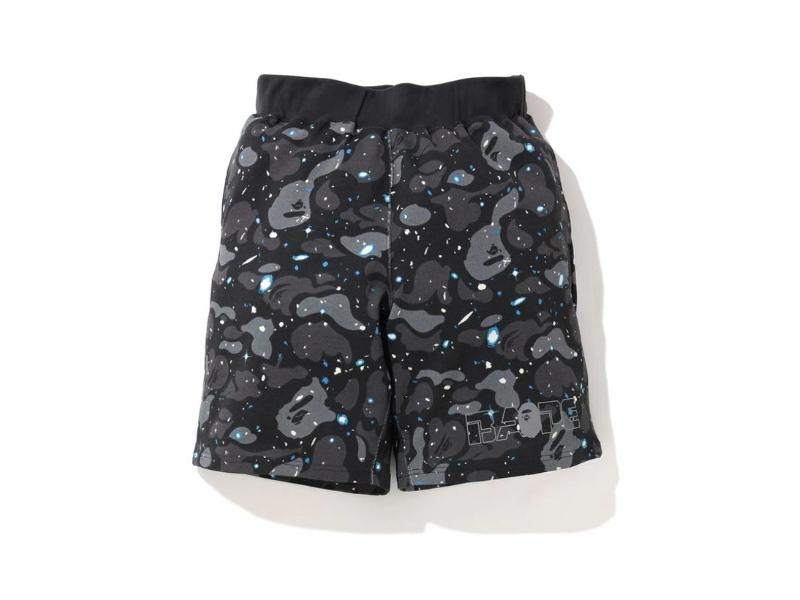 bape-a-bathing-ape-space-camo-sweat-wide-short-black