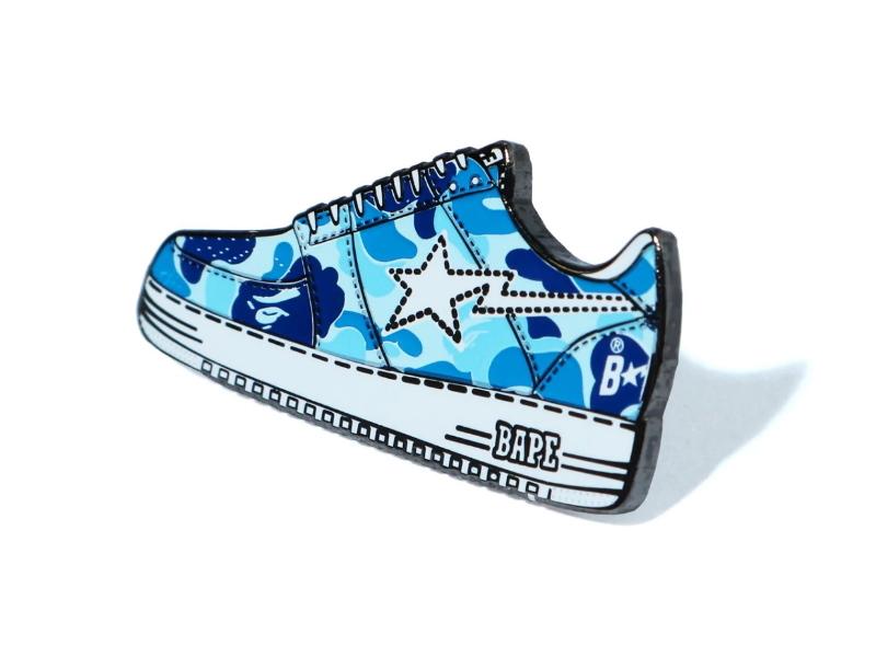 Значок BAPE ABC Camo Bapesta Pintrill Pin Blue