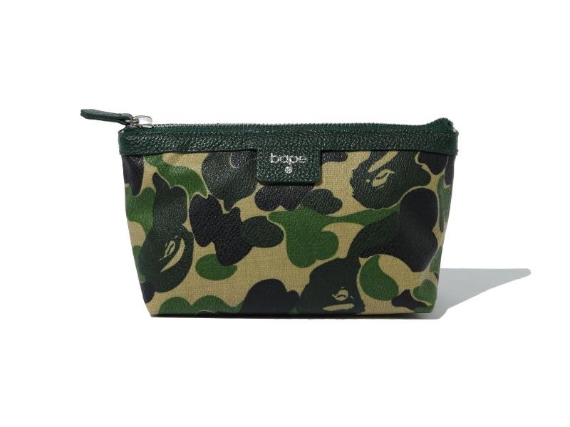 bape-abc-camo-cosme-pouch-green