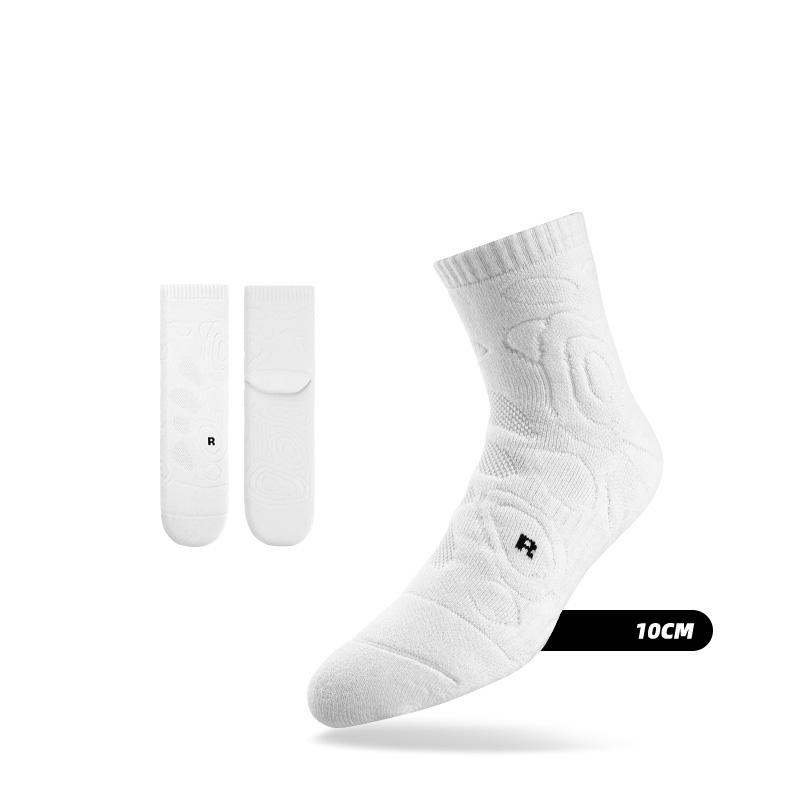 ehot-circles-white-quarter-socks