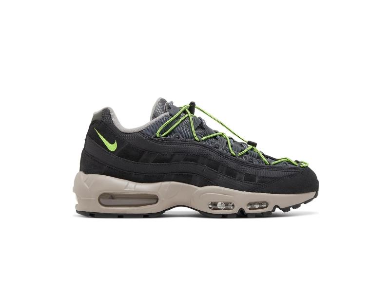 nike-air-max-95-speed-lacing-off-noir-volt