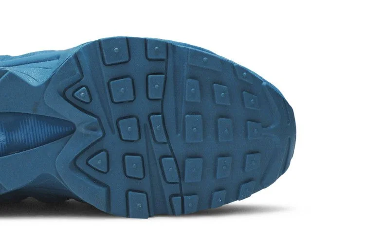 Кроссовки Nike Air Max 95 QS GS 'Light Blue Fury'