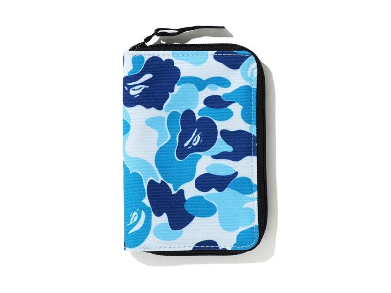 bape-abc-camo-passport-case-blue