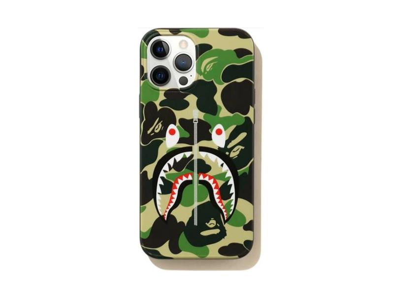 bape-abc-camo-shark-iphone-12-pro-max-case-green