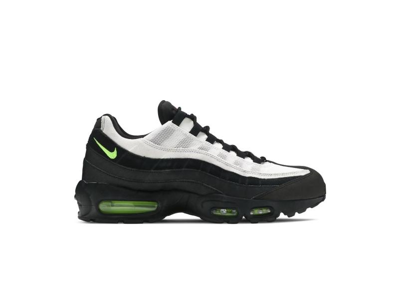 nike-air-max-95-essential-black-neon