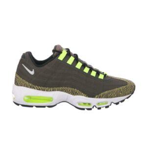 Newsprint/Dusty Grey-Black-Volt