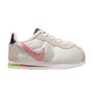 Summit White/Black/Multi-Color