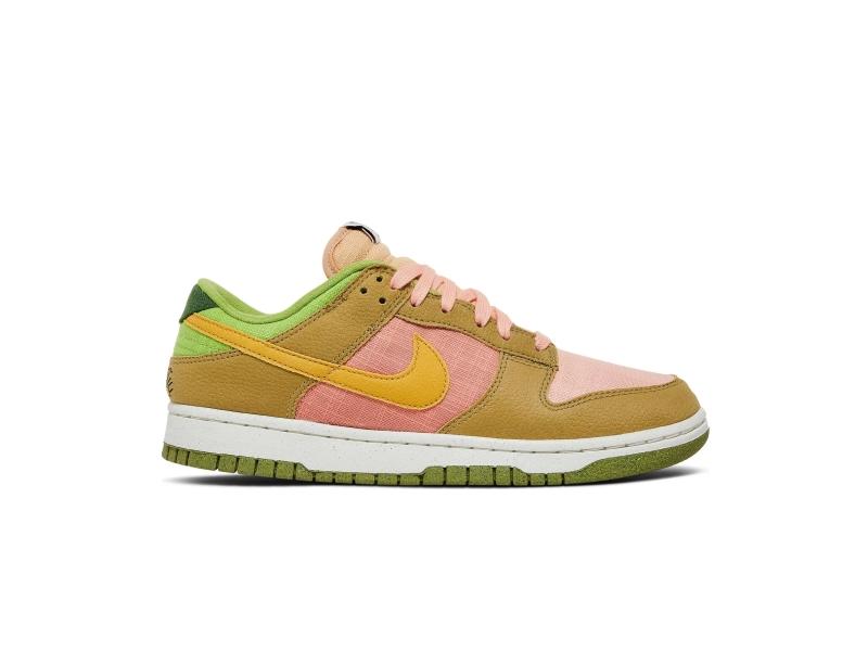 nike-dunk-low-sun-club-arctic-orange-sanded-gold