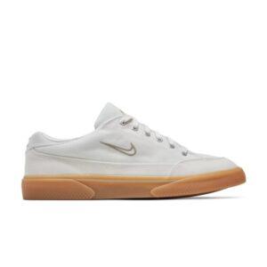 White/Gum Brown