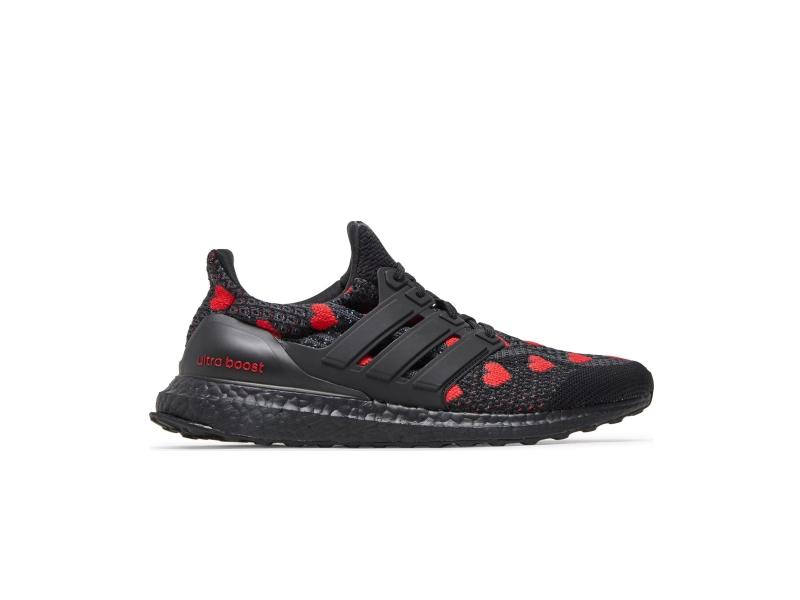 adidas-ultraboost-5-0-dna-valentine-s-day