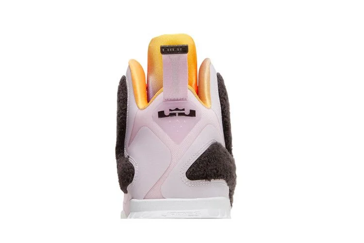 Кроссовки Nike LeBron 9 'Regal Pink'