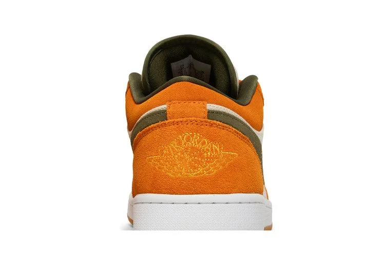 Кроссовки Air Jordan 1 Low SE 'Light Curry'