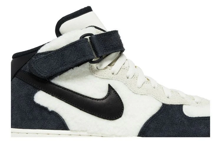 Кроссовки Nike Air Force 1 Mid 'Culture Day'