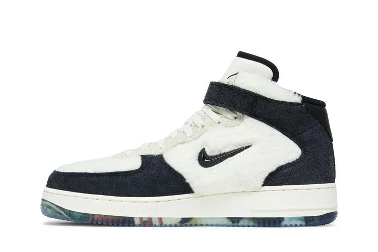 Кроссовки Nike Air Force 1 Mid 'Culture Day'