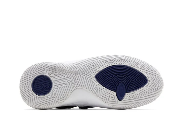 Кроссовки Nike Kyrie Flytrap 3 GS 'Obsidian Gym Red'