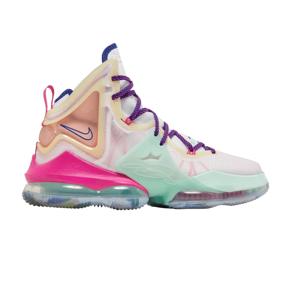 Кроссовки Nike LeBron 19 EP 'Valentine's Day'