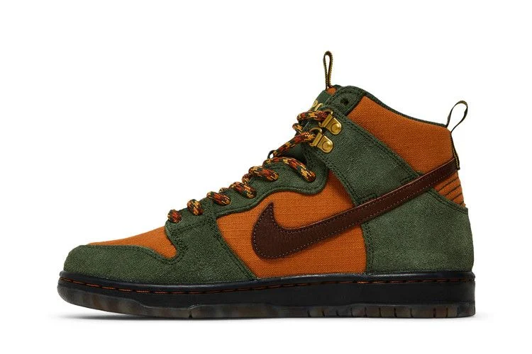 Кроссовки Pass~Port x Nike Dunk High SB 'Workboot'