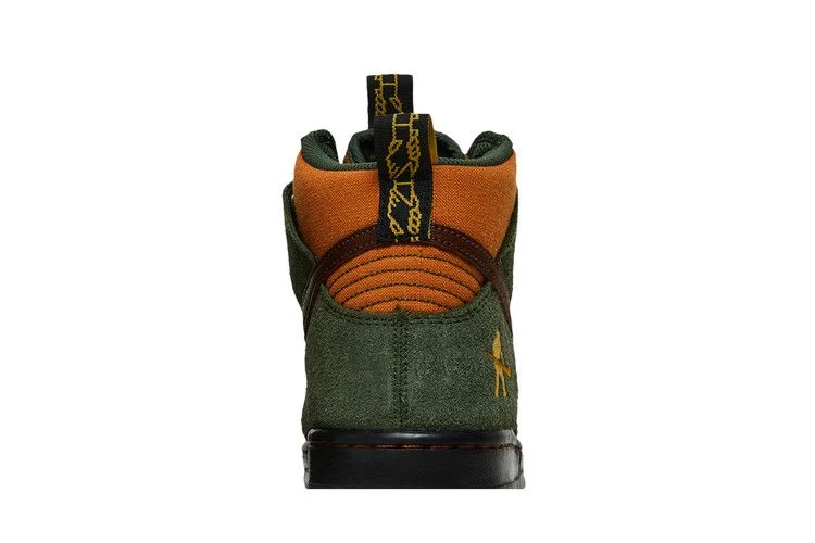 Кроссовки Pass~Port x Nike Dunk High SB 'Workboot'