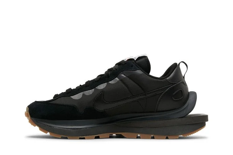 Кроссовки sacai x Nike VaporWaffle 'Black Gum'