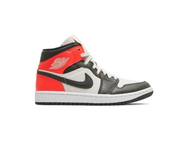 Wmns Air Jordan 1 Mid SE Newsprint DQ6078 100