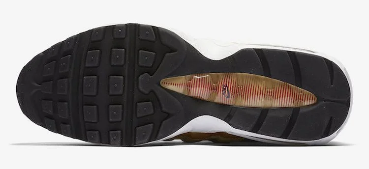 Кроссовки Nike Air Max 95 QS 'Metallic Gold'