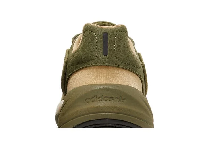 Кроссовки Adidas Ozelia 'Focus Olive'