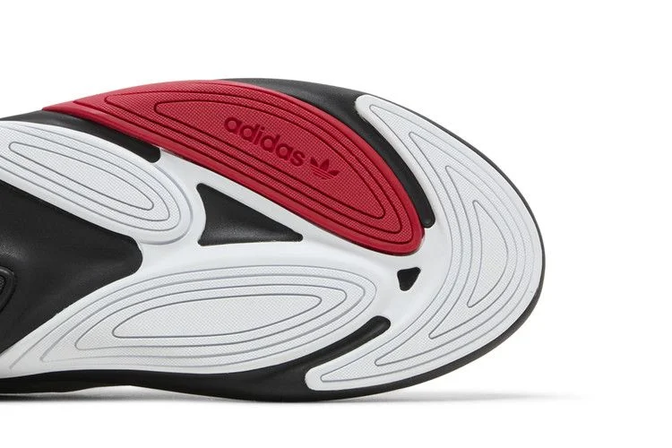 Кроссовки Adidas Ozelia 'Scarlet Silver Metallic'