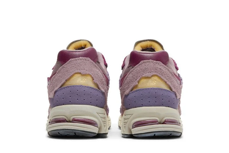 Кроссовки New Balance 2002R 'Protection Pack - Pink'