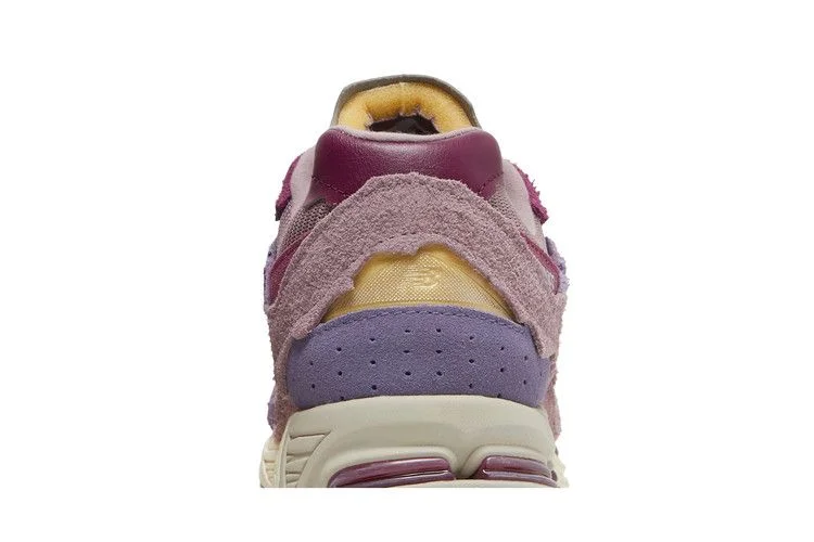 Кроссовки New Balance 2002R 'Protection Pack - Pink'