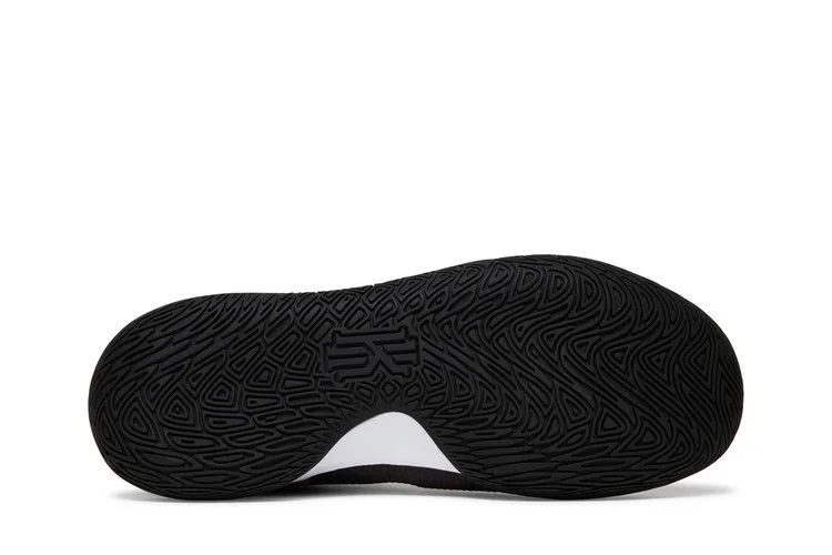 Кроссовки Nike Kyrie Flytrap 4 EP 'Bred'