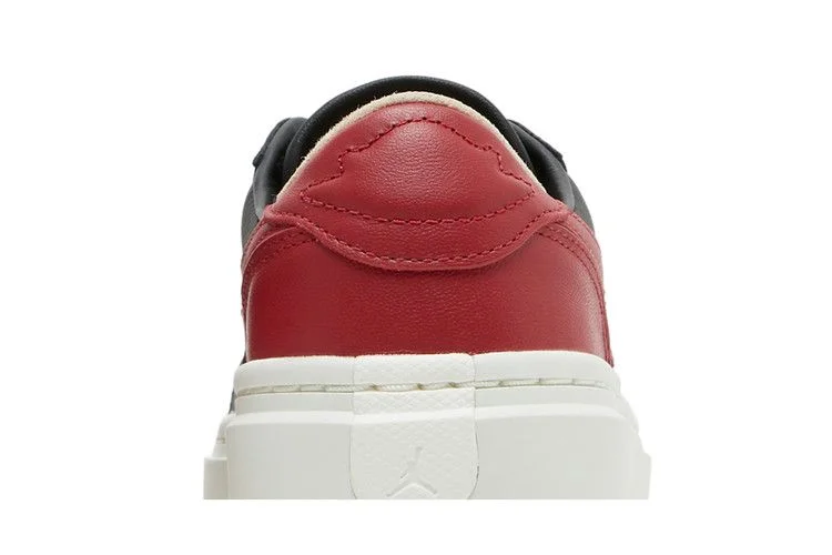 Кроссовки Wmns Air Jordan 1 Elevate Low SE 'Bred'