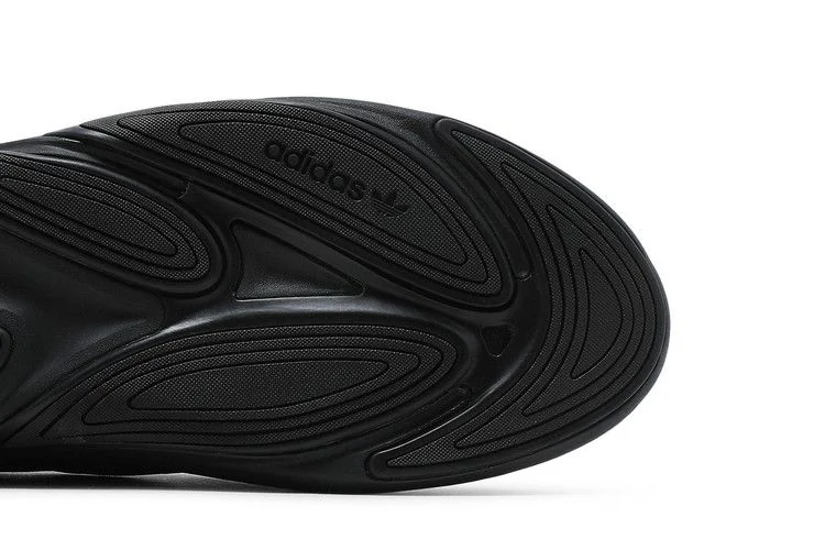 Кроссовки adidas Ozelia 'Black Carbon'