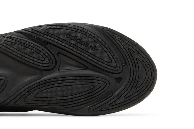 Кроссовки adidas Ozelia 'Black White'