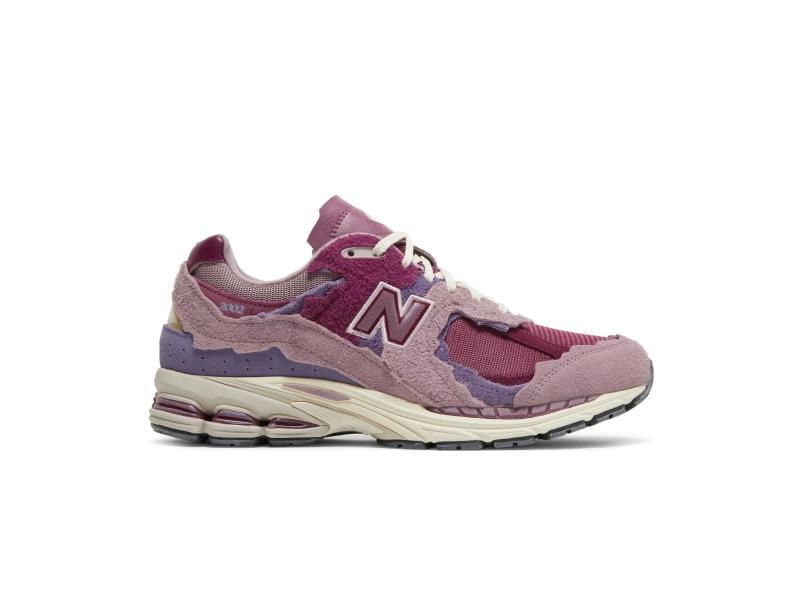 new-balance-2002r-protection-pack-pink