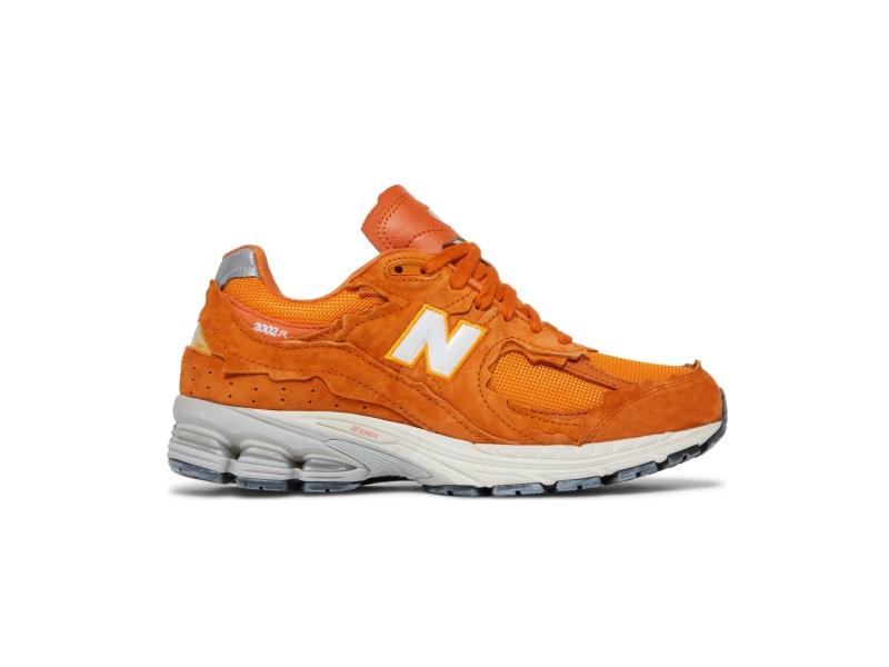 new-balance-2002r-protection-pack-vintage-orange