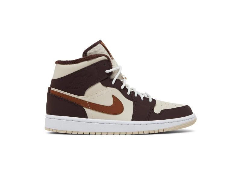 wmns-air-jordan-1-mid-se-cream-dark-chocolate